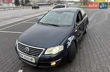 Седан Volkswagen Passat 2005 в Чернівцях