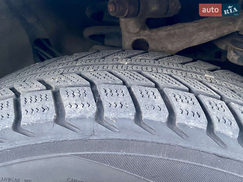 Седан Volkswagen Passat 1999 в Голубином