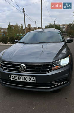 Седан Volkswagen Passat 2016 в Кривом Роге