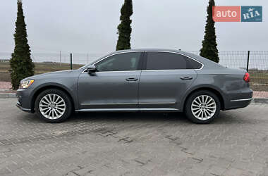Седан Volkswagen Passat 2017 в 