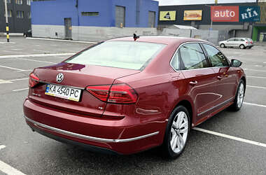 Седан Volkswagen Passat 2016 в Києві