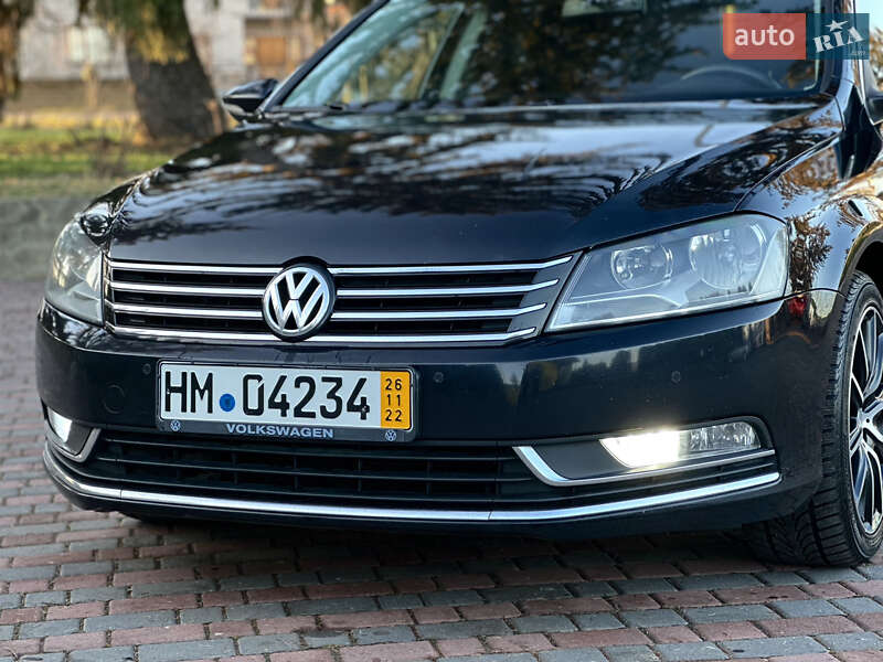 Универсал Volkswagen Passat 2014 в Староконстантинове