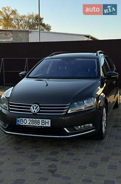 Универсал Volkswagen Passat 2012 в Тернополе