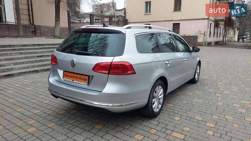 Универсал Volkswagen Passat 2015 в Одессе