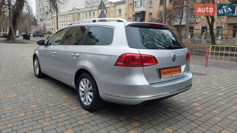 Универсал Volkswagen Passat 2015 в Одессе