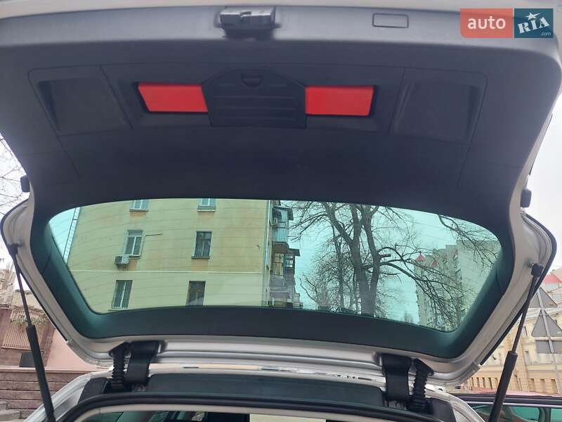 Универсал Volkswagen Passat 2015 в Одессе