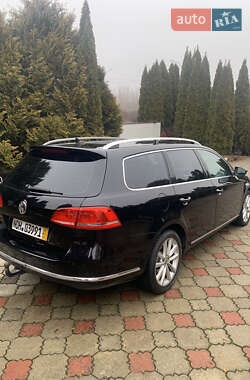 Универсал Volkswagen Passat 2011 в Ровно