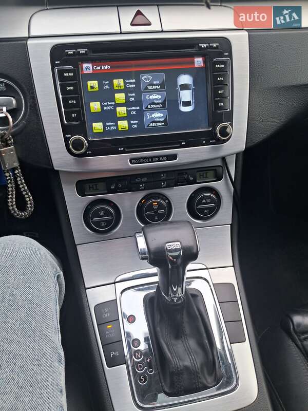 Универсал Volkswagen Passat 2009 в Хмельницком