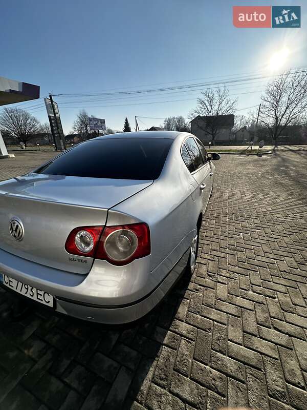 Седан Volkswagen Passat 2005 в Черновцах