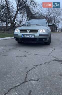 Універсал Volkswagen Passat 2001 в Слов'янську