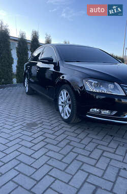 Седан Volkswagen Passat 2011 в Любарі