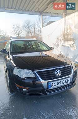 Універсал Volkswagen Passat 2008 в Володимирі