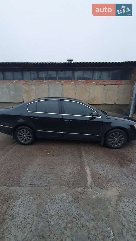 Седан Volkswagen Passat 2008 в Лубнах