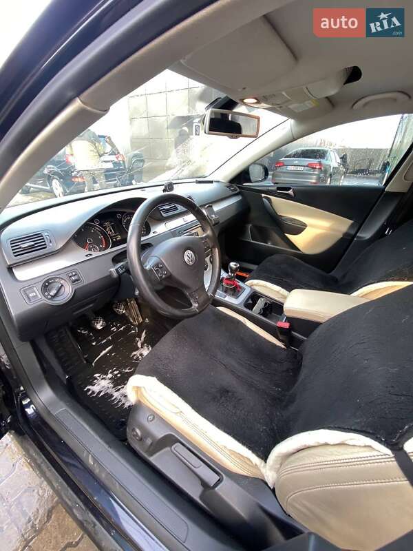 Универсал Volkswagen Passat 2009 в Львове