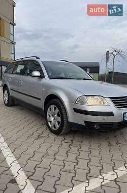 Універсал Volkswagen Passat 2003 в Луцьку