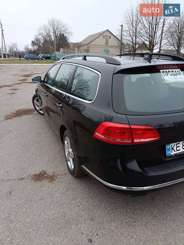Универсал Volkswagen Passat 2012 в Покровском