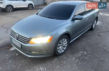 Седан Volkswagen Passat 2012 в Дніпрі