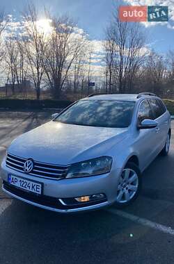 Универсал Volkswagen Passat 2011 в Запорожье