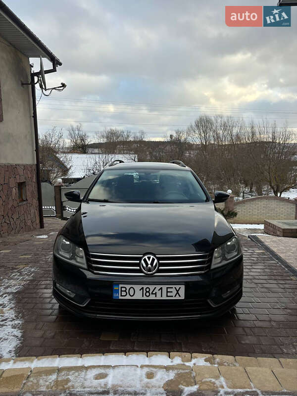 Універсал Volkswagen Passat 2011 в Бучачі