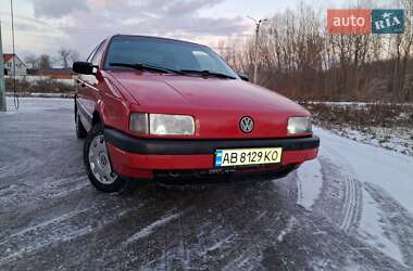 Седан Volkswagen Passat 1991 в Жмеринке