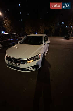 Седан Volkswagen Passat 2016 в 