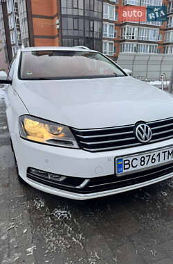 Универсал Volkswagen Passat 2013 в Львове