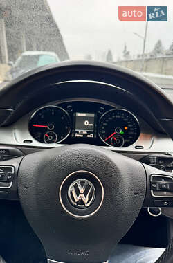 Универсал Volkswagen Passat 2013 в Львове