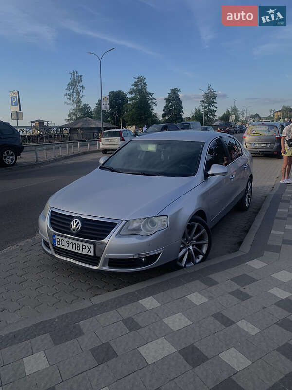 Седан Volkswagen Passat 2008 в Кам'янці-Бузькій