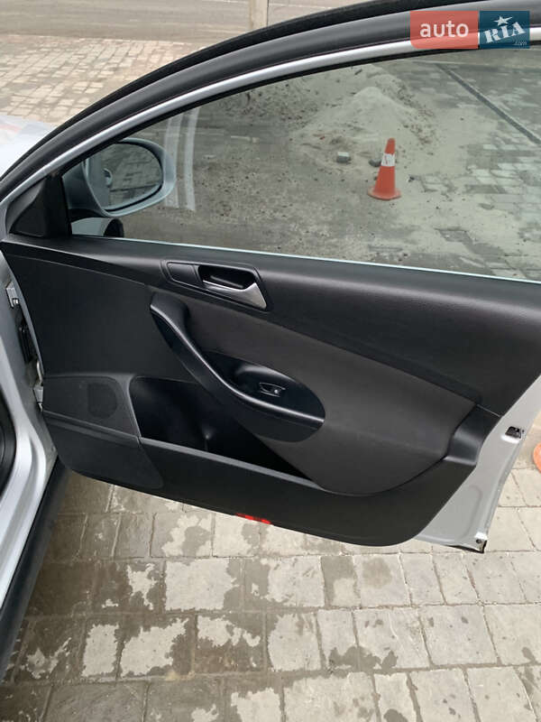 Седан Volkswagen Passat 2008 в Кам'янці-Бузькій