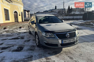 Універсал Volkswagen Passat 2010 в Бердичеві