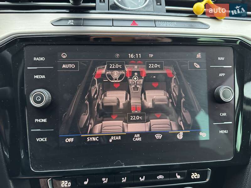 Универсал Volkswagen Passat 2017 в Ивано-Франковске