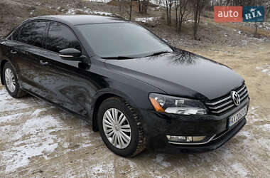 Седан Volkswagen Passat 2014 в Харкові