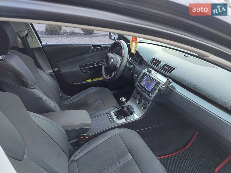 Универсал Volkswagen Passat 2006 в Берегово
