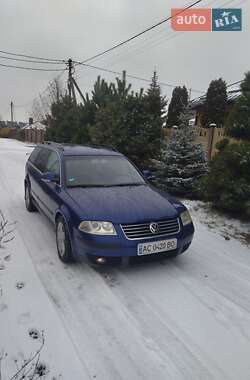 Універсал Volkswagen Passat 2004 в Луцьку