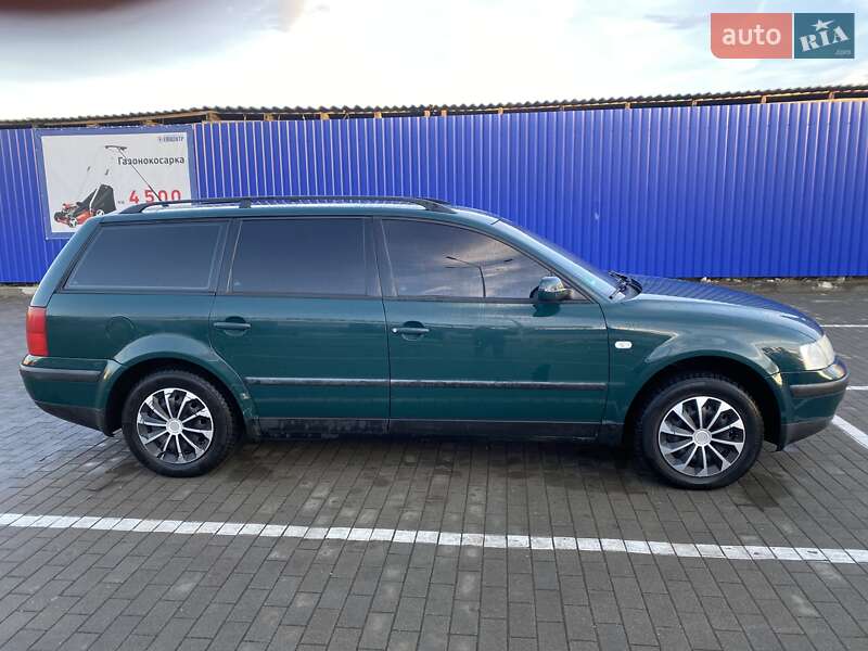 Универсал Volkswagen Passat 1999 в Калуше