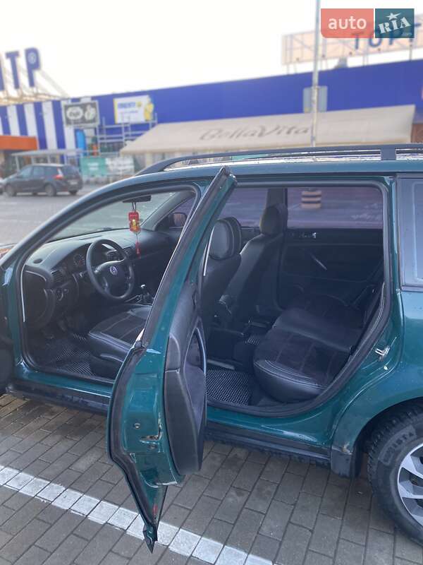 Универсал Volkswagen Passat 1999 в Калуше