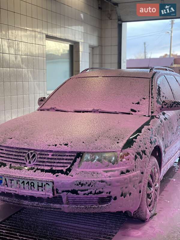 Универсал Volkswagen Passat 1999 в Калуше