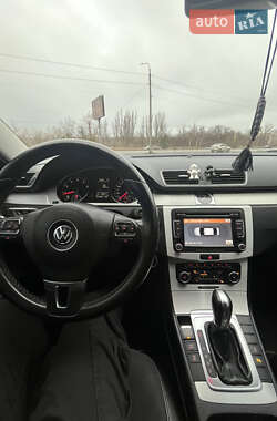 Седан Volkswagen Passat 2011 в Запорожье