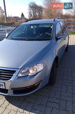 Універсал Volkswagen Passat 2009 в Стрию