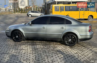 Седан Volkswagen Passat 2005 в Ивано-Франковске