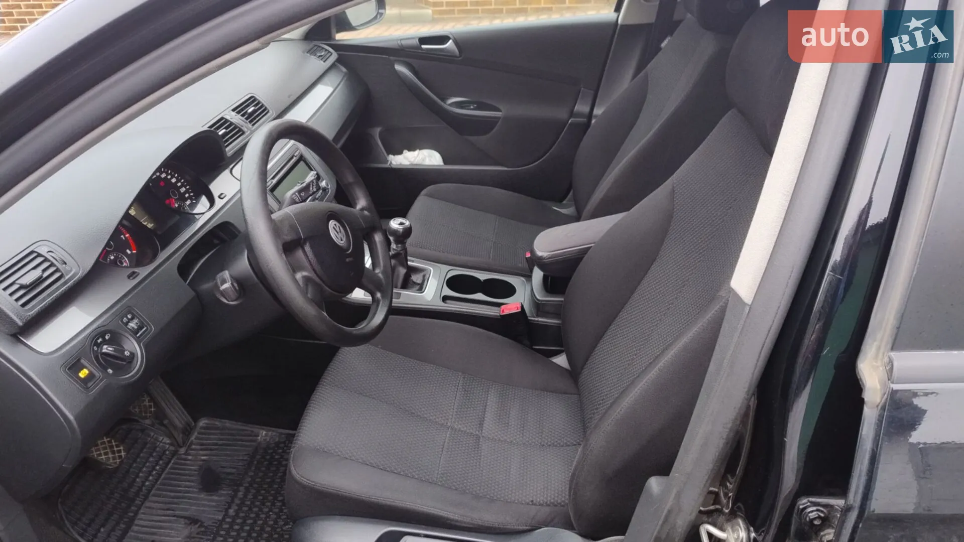2010 Volkswagen Passat - мініатюра 8
