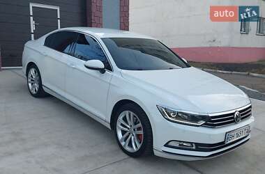 Седан Volkswagen Passat 2015 в Подільську