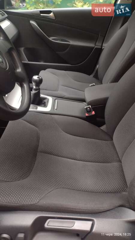 Універсал Volkswagen Passat 2008 в Вінниці
