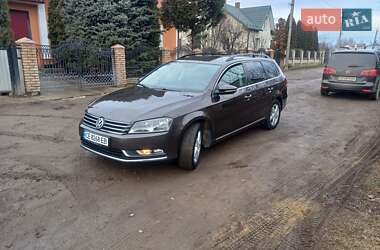 Универсал Volkswagen Passat 2012 в Кицмани