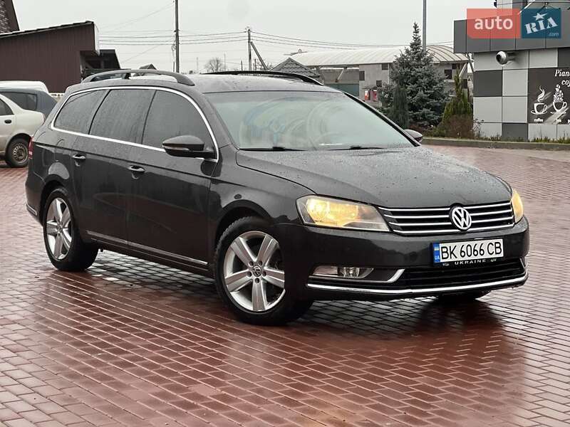 Универсал Volkswagen Passat 2011 в Сарнах