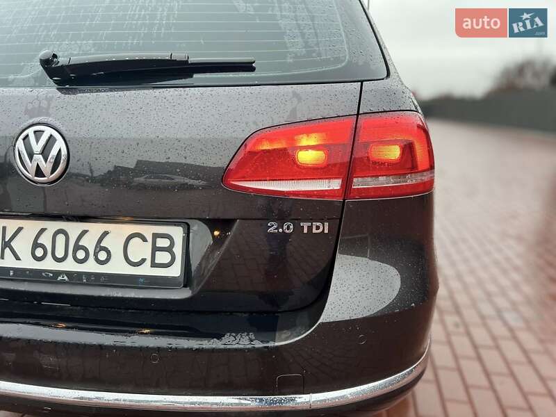 Универсал Volkswagen Passat 2011 в Сарнах