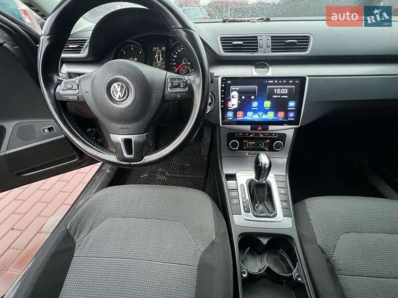 Универсал Volkswagen Passat 2011 в Сарнах