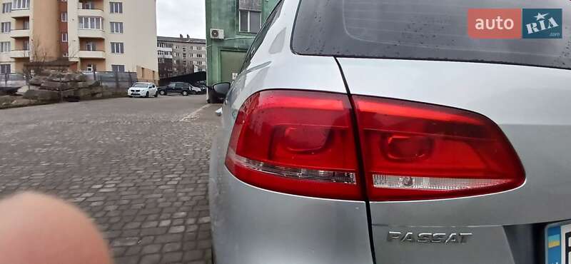 Универсал Volkswagen Passat 2013 в Старом Самборе