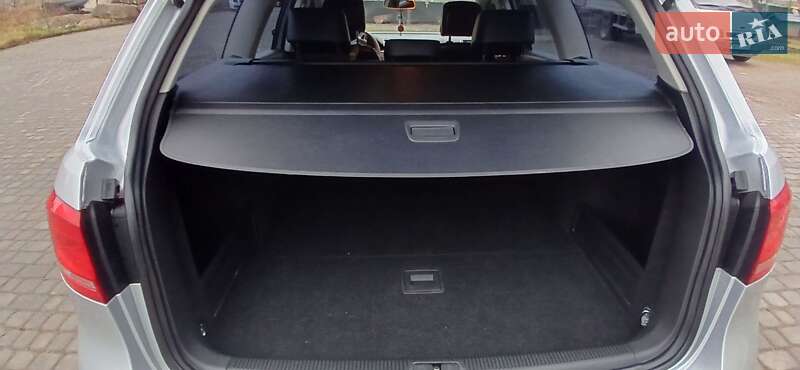 Универсал Volkswagen Passat 2013 в Старом Самборе