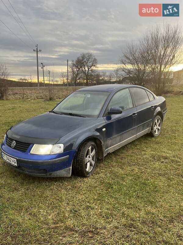 Седан Volkswagen Passat 2000 в Бережанах